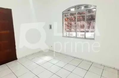 Casa com 3 quartos à venda na Rua Gil Vicente, 48, Vila Dionisia, São Paulo