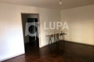 Apartamento com 3 dormitórios à venda na consolação
