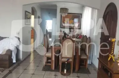 Casa com 3 quartos à venda na Rua Antônio Alvarez Airão, 623, Bortolândia, São Paulo