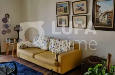 Apartamento com 2 dormitórios à venda na santa teresinha.