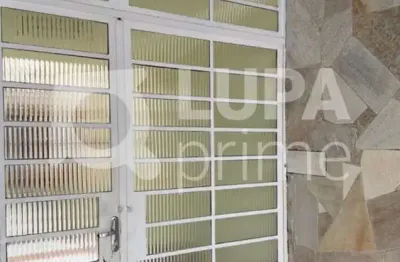 Sobrado com 3 dormitórios sendo 1 suíte á venda no parque mandaqui.