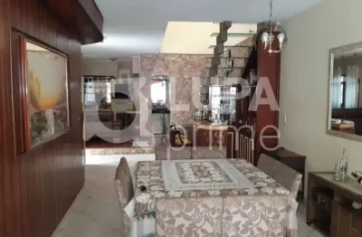 Sobrado com 4 dormitórios (2 suítes), churrasqueira e piscina á venda- vila nova mazzei