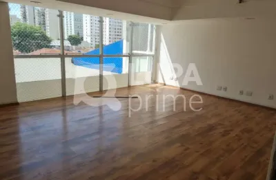 Prédio com 7 salas para alugar na Rua Heliodora, 398, Santana, São Paulo