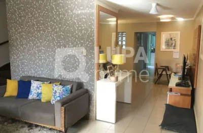 Casa com 3 quartos à venda na Rua Antônio Pires, 518, Vila Albertina, São Paulo