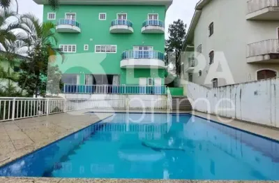 Sobrado espaçoso com 8 dormitórios (suítes) e 10 banheiros - tremembé