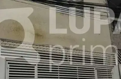 Casa térrea com 1 dormitório para locação na associação sobradinho!