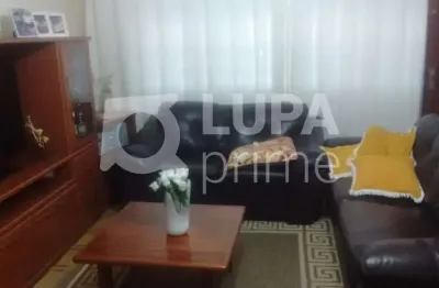 Sobrado com 3 quartos, 2 vagas e 150m² a venda na vila medeiros
