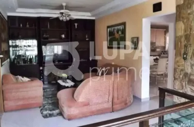 Sobrado com 3 quartos/suítes e piscina para venda, tremembé, são paulo