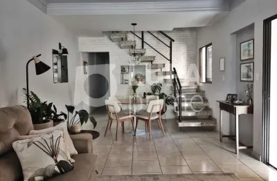 Casa com 4 quartos e 2 vagas de garagem à venda no jardim tremembé
