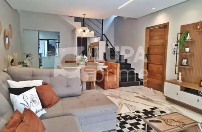 Casa com 3 quartos e 4 vagas de garagem à venda no tucuruvi