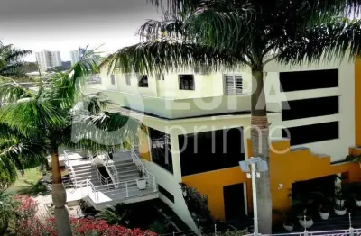 Prédio comercial com 1.200m² para locação no parque mandaqui