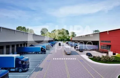 Galpão comercial com 5.640m² para locação no paque novo mundo