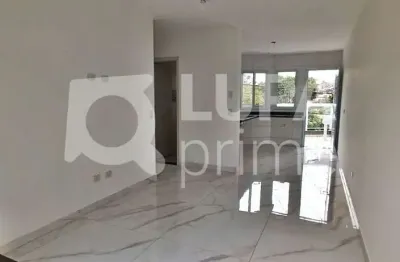 Casa com 2 quartos e 4 vagas de garagem à venda na vila maria alta
