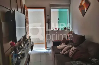 Casa com 2 quartos e 1 vagade garagem à venda na vila medeiros