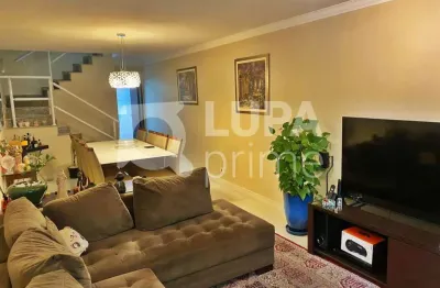 Casa com 3 quartos e 2 vagas de garagem à venda na parada inglesa