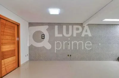 Casa com 3 quartos e 8 vagas de garagem à venda na vila maria alta