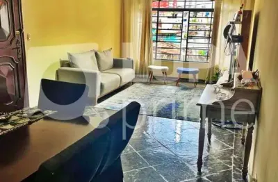 Casa com 3 quartos e 3 vagas de garagem à venda na parada inglesa