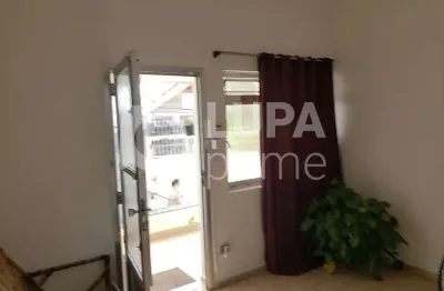 Casa com 2 quartos à venda na Rua Domingos Condoleu, 266, Vila Francos, São Paulo