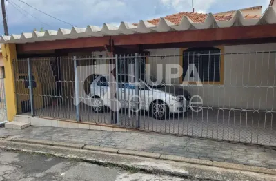 Casa térrea com 4 dormitórios sendo 2 suítes à venda na vila gustavo!