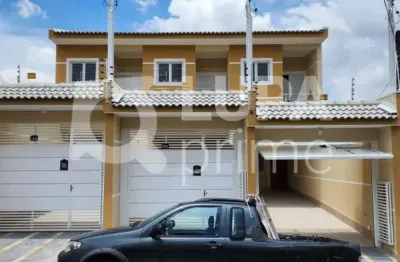 Sobrado com 3 dormitórios sendo suítes  á venda no Parque Peruche