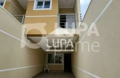 Sobrado com 3 dormitórios sendo suítes  á venda no Parque Peruche