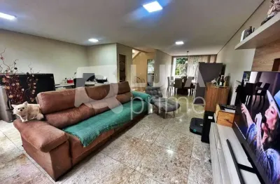Casa com 4 quartos e 4 vagas de garagem à venda no tremembé