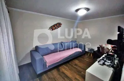 Casa com 3 quartos e 2 vagas de garagem à venda no jardim tremembé