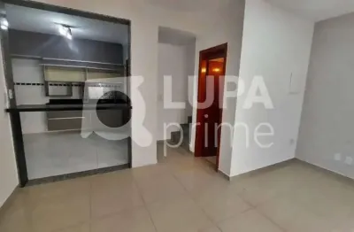 Casa com 3 quartos e 2 vagas de garagem à venda na parada inglesa