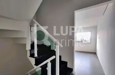 Casa com 3 quartos e 2 vagas de garagem à venda na parada inglesa