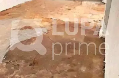 Galpão comercial com 280m² de área construída à venda na santa cecília
