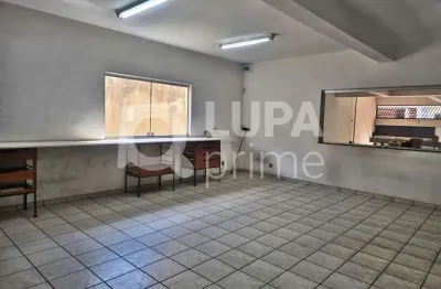 Prédio para alugar na Rua Prefeito Milton Improta, 104, Vila Maria Baixa, São Paulo