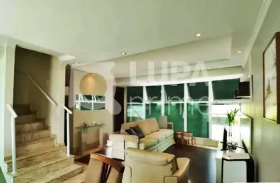 Casa com 3 quartos e 4 vagas de garagem à venda na casa verde
