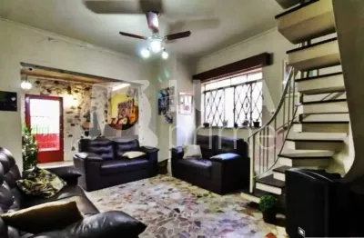 Casa com 4 quartos e 1 vaga de garagem à venda no anália franco