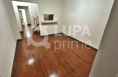 Casa comercial com 3 salas para alugar na Rua Pelotas, 112, Vila Mariana, São Paulo