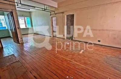 Conjunto comercial com 140m² para locação em campos elísios