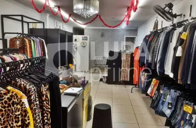 Prédio comercial com 198m²  de área construída à venda em santana