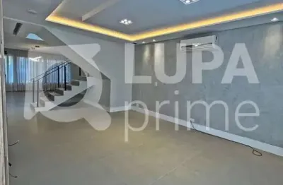 Casa com 4 quartos e 4 vagas de garagem à venda em palmas do tremembé