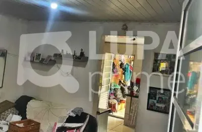 Casa com 2 quartos e 1 vaga de garagem à venda na vila gustavo