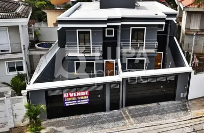 Casa com 3 quartos e 3 vagas de garagem à venda no jardim guapira