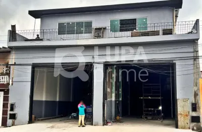 Galpão comercial com 325m² para locação na vila sabrina