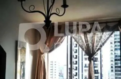 Apartamento com 2 quartos e 1 vaga de garagem à venda em santana