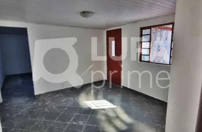 Casa com 2 quartos e 3 vagas de garagem à venda na vila guilherme