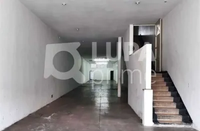 Galpão comercial com 548m² de área construída à venda no brás