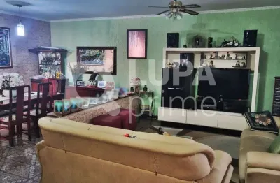 Casa com 3 quartos e 5 vagas de garagem à venda no jardim guança
