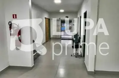 Casa comercial com 440m² de área construída para locação em guarulhos