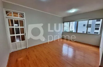 Apartamento com 3 quartos e 1 vaga de garagem à venda em santana