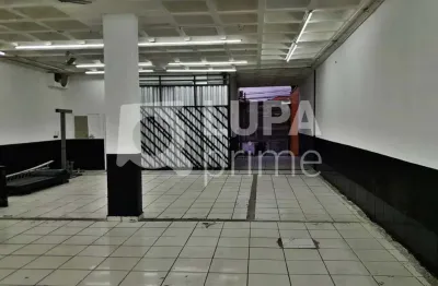 Prédio comercial com 1.078m² de área construída para locação no tremembé
