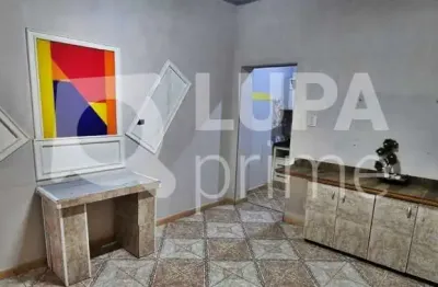 Casa com 4 quartos e 1 vaga de garagem para locação no jardim são paulo