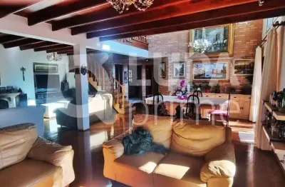 Casa com 5 quartos e 6 vagas de garagem à venda no tremembé