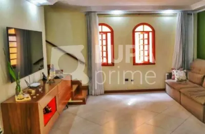 Casa com 3 quartos e 3 vagas de garagem à venda no tremembé